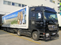 MB-Actros-1861-BE-Tralas-Voss-180507-12