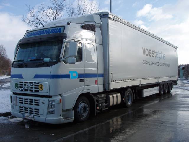Volvo-FH12-Transdanubia-Holz-170205-02.jpg - Frank Holz