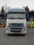 Volvo-FH12-460-Transdanubia-Hintermeyer-161205-01-H