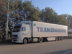 Volvo-FH12-460-Transdanubia-Rouwet-300906-01