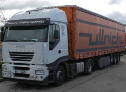 Iveco-Stralis-AS-440S40-Ullrich-Schiffner-300605-01
