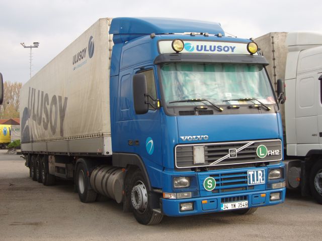Volvo-FH12-420-Ulusoy-Holz-200505-02.jpg - Frank Holz