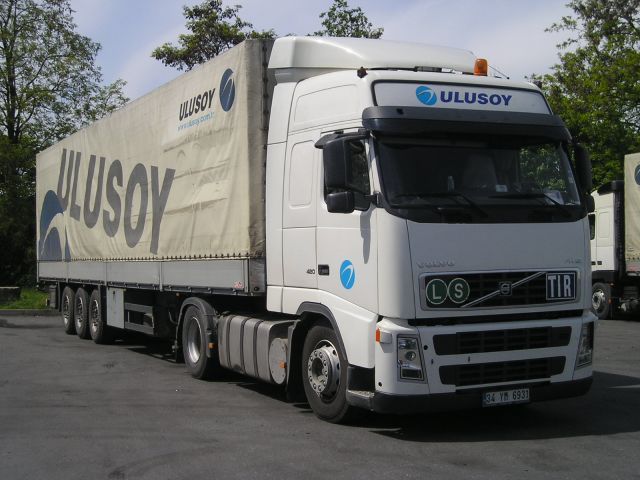 Volvo-FH12-420-Ulusoy-Reck-240505-02.jpg - Marco Reck