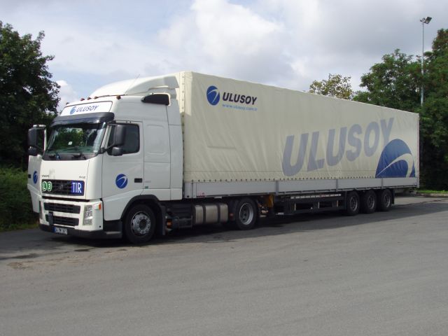 Volvo-FH12-460-Ulusoy-Holz-120904-2.jpg - Frank Holz