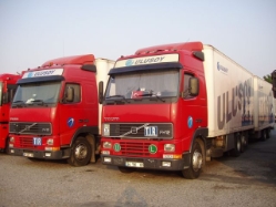 Volvo-FH12-420-Ulusoy-Holz-040804-1-TR