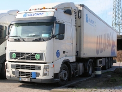 Volvo-FH12-460-Ulusoy-Reck-110507-01