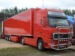 Volvo-FH12-460-Vendel-DS-310808-01