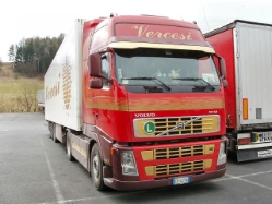 Volvo-FH12-Vercesi-Holz-260506-01-I