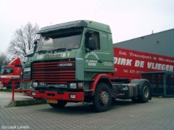 Scania-113-H-360-deVlieger-Levels-280106-01