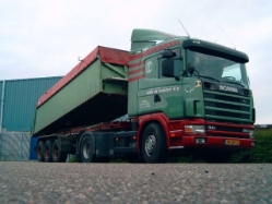 Scania-114-L-380-deVlieger-Levels-140505-01