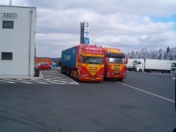 Scania-4er-und-3er-HenkVlot-RobertMahrle-110406-01