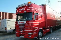 Scania-124-L-470-Voegel-030511-02