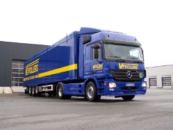 MB-Actros-MP2-1841-Vollers-Iden-301007-03