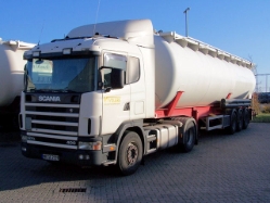 Scania-124-L-400-Vollers-Iden-171206-01