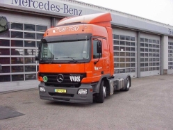 MB-Actros-1841-MP2-Vos-Hobo-100904-3
