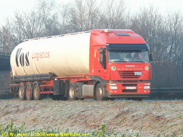 Iveco-Stralis-AS440S43-Vos-201204-1.jpg