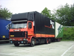 Scania-113-M-380-Vos-Rolf-061004-