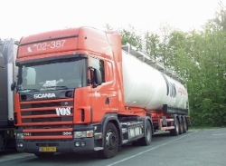 Scania-114-L-380-Vos-Rolf-061004-1