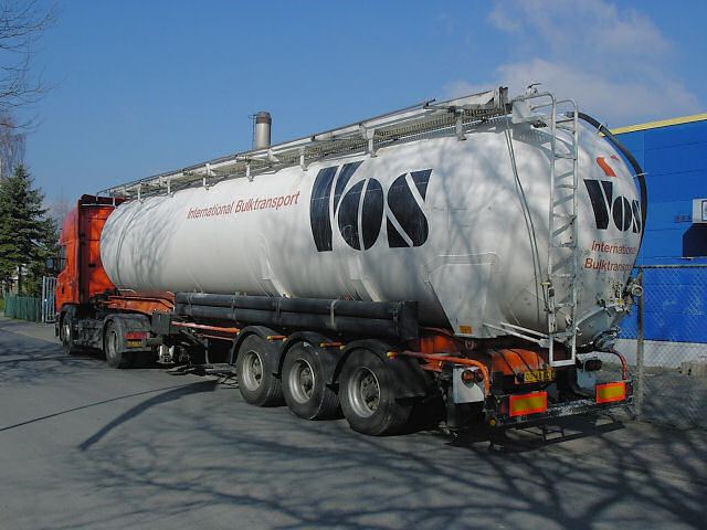 Scania-114-L-380-Vos-Voss-110806-03.jpg - Dominik Voß