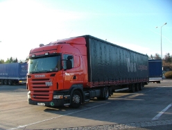Scania-R-420-Vos-Posern-051208-01
