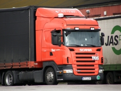 Scania-R-420-Vos-Wihlborg-150408-01