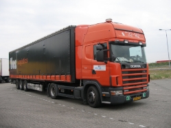 Scania-124-L-420-Vos-Holz-030608-01