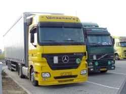 MB-Actros-1844-MP2-Waberers-Holz-040804-1