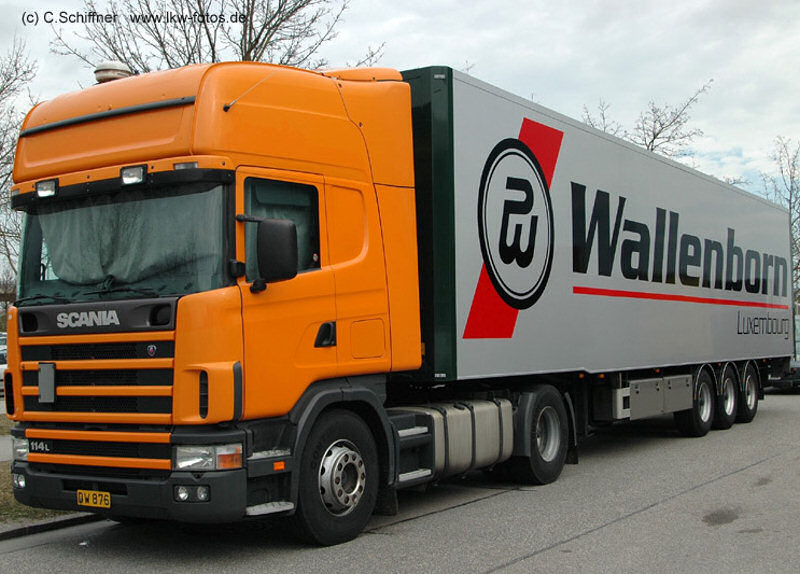 Scania-114-L-Weis-Wallenborn-Schiffner-241207-01.jpg - Carsten Schiffner