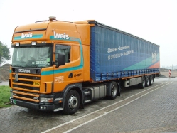 Scania-114-L-380-Weis-Holz-310807-01