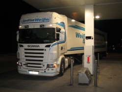 Scania-R-500-Weisse-DKemper-101207-01