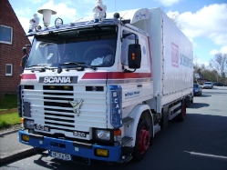Scania-93-M-220-Woehlk-RW-280408-01