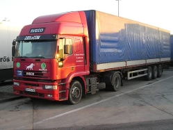 Iveco-EuroTech-rot-Reck-020405-01