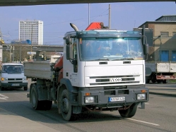 Iveco-EuroTech-weiss-Szy-090504-1