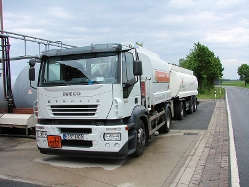 Iveco-Stralis-AD190S31-weiss-Weddy-020907-01