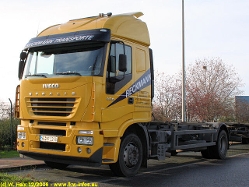 Iveco-Stralis-AS-260S40-Reckmann-031206-01