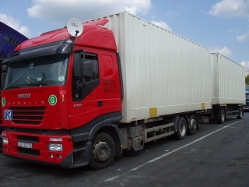 Iveco-Stralis-AS-260S43-rot-Holz-010604-1