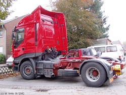 Iveco-Stralis-AS-440S43-rot-2