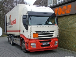 Iveco-Stralis-AS-II-260-S-42-weiss-Voss-171207-02