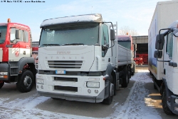 Iveco-Stralis-AT-260-S-35-weiss-051210-01