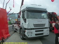Iveco-Stralis-AT-260S43-weiss-290904-1