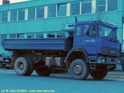 Iveco-180-34-blau-170305-01
