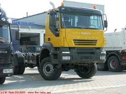 Iveco-Trakker-190T38-gelb-180505-02