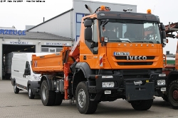 Iveco-Trakker-II-190-T-33-4x4-orange-160609-02