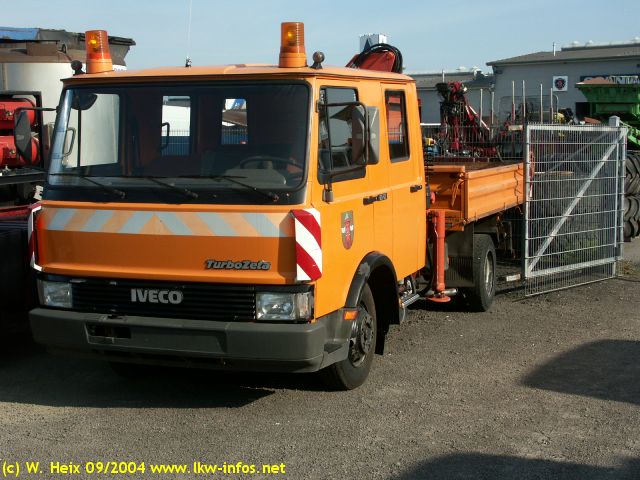 Iveco-TurboZeta-6512-orange-100904-1.jpg - Iveco TurboZeta 65-12
