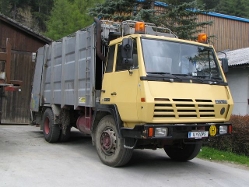 Steyr-19-S-24-gelb-Werblow-260705-01