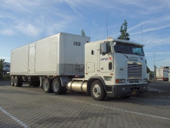 Freightliner-Holz-120904-2