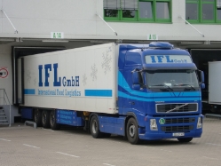 Volvo-FH-440-IFL-DS-270610-03