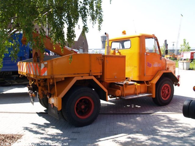 Faun-F-610-36-ZAM-orange-190605-03.jpg