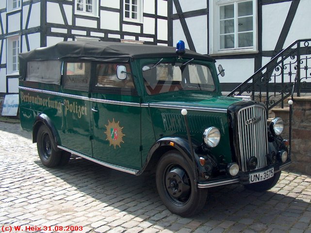 Opel-Blitz-Polizei.jpg