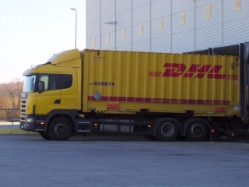 Scania-4er-DHL-Holz-040504-1